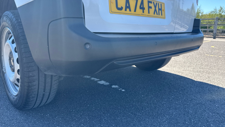 Peugeot Partner Standard Diesel 1.5 BlueHDi 100 Professional Van